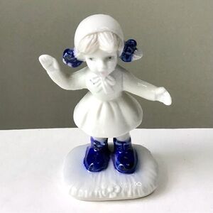 Vintage Dutch Girl With Pigtails Figurine Blue & White Porcelain Delft Style